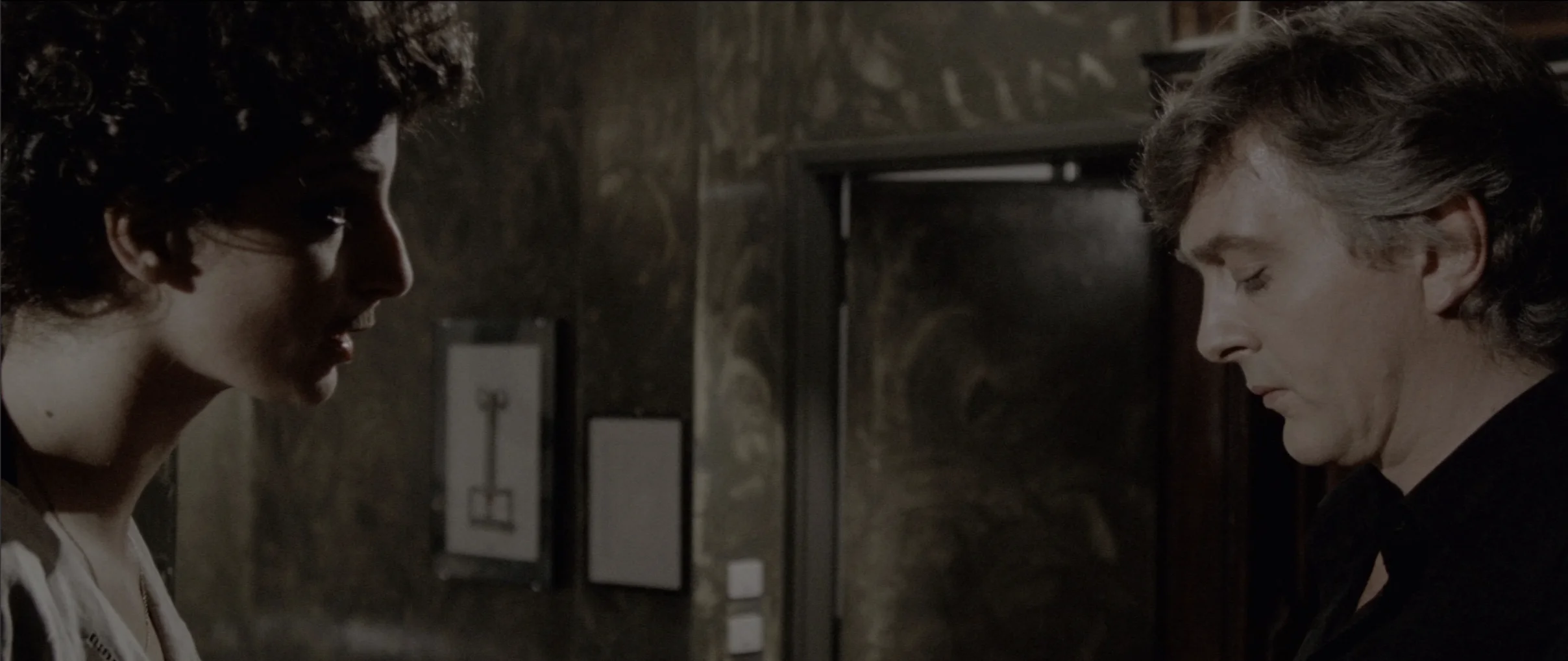 Deep Red 4K 1975 big poster